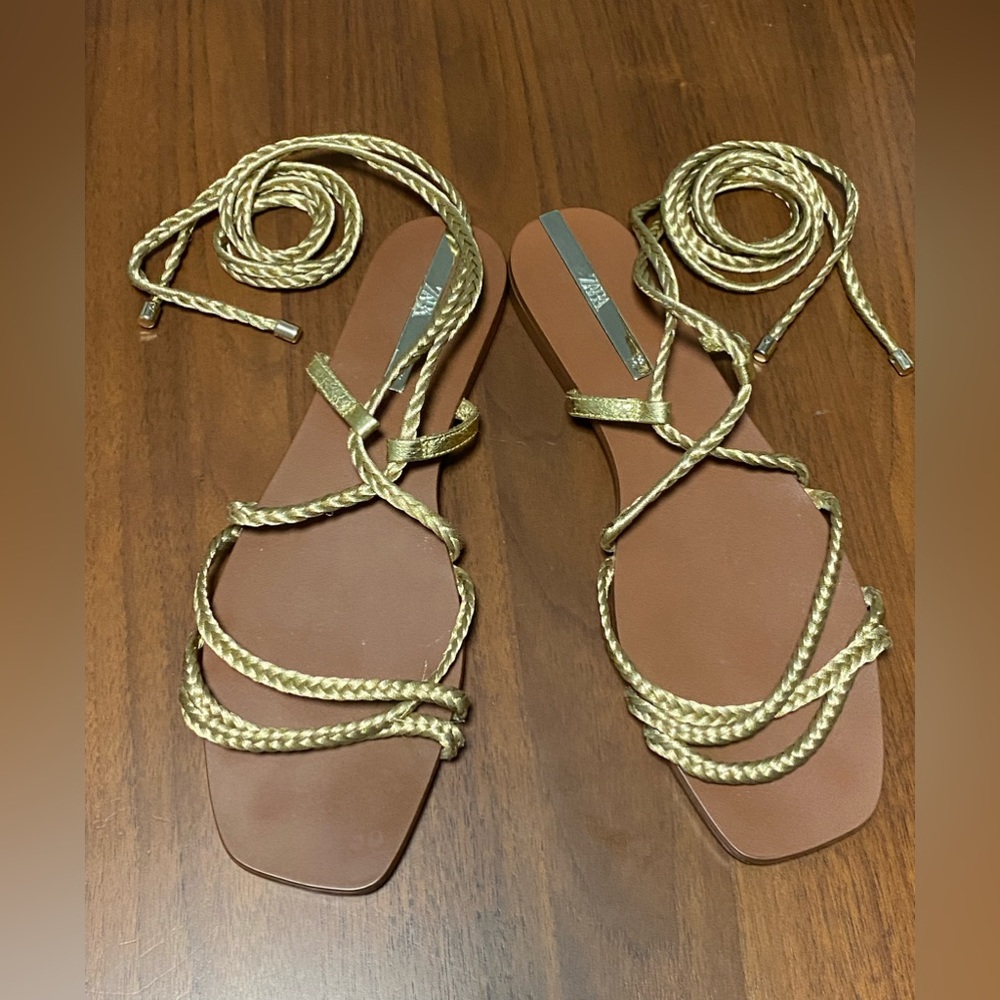 ZARA GOLD STRAP SANDAL